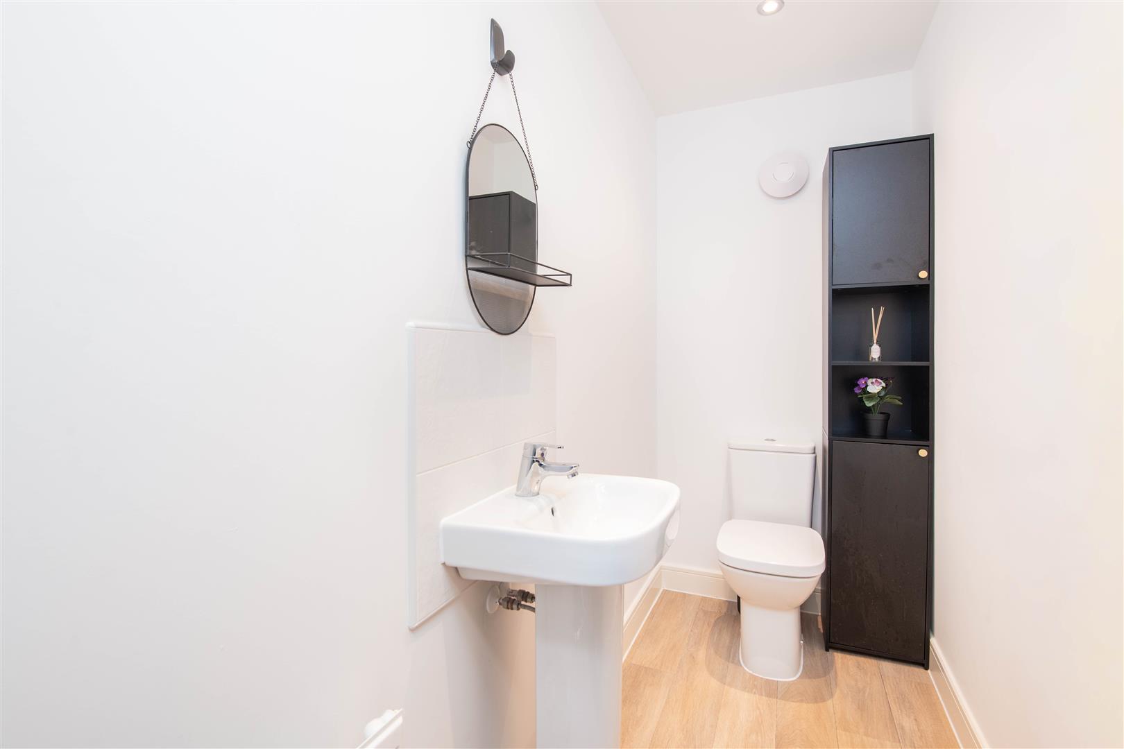 Hale Grove, Chorley